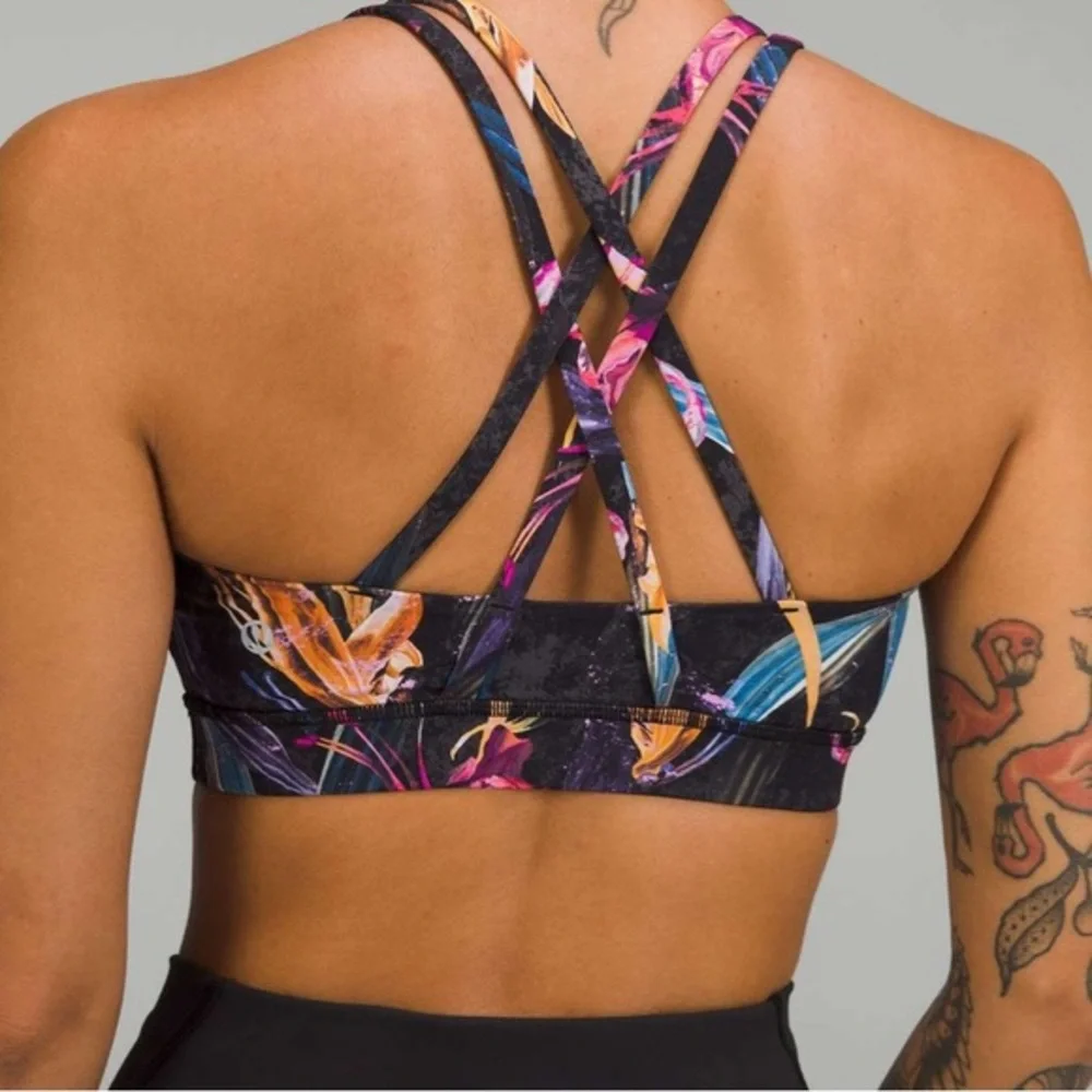 Lululemon Strappy Sports Bra Size‎ 4 Black Floral Print Medium Support Yoga Gym